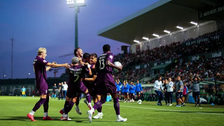 De improviso também vale. FC Porto em serviços mínimos vence o Rio Ave