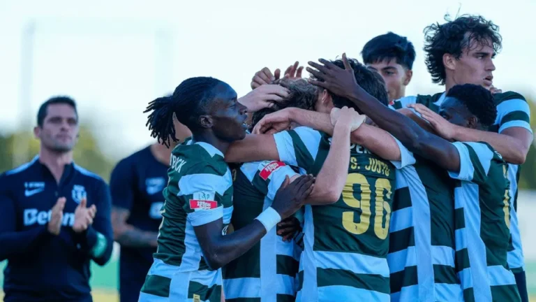 Sporting B vence Farense com golo de Rafael Nel nos descontos