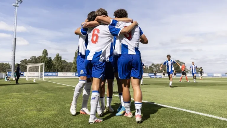 FC Porto bate Manchester City na estreia na UEFA Youth League